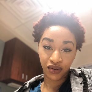 Meet your Posher, Sandra